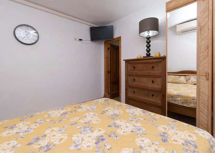 Club Atlantis 111 - One Bed Costa Adeje (Tenerife)