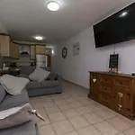 Club Atlantis 111 - One Bed Daire *