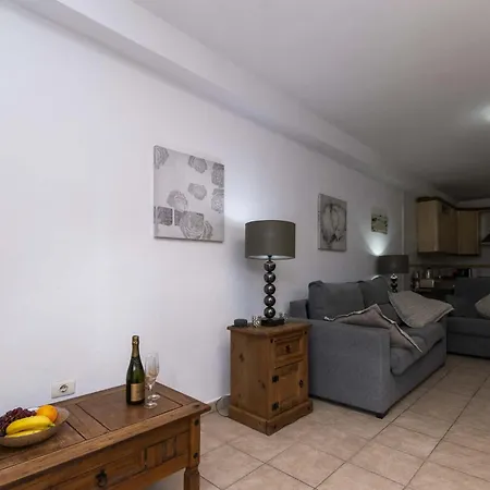 Club Atlantis 111 - One Bed Apartament *